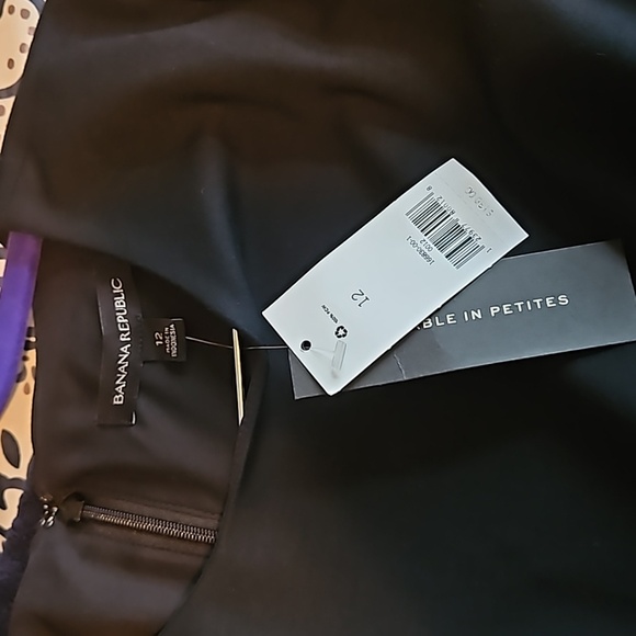 Banana Republic Ponte Scalloped Waist Black Dress - Picture 4 of 7